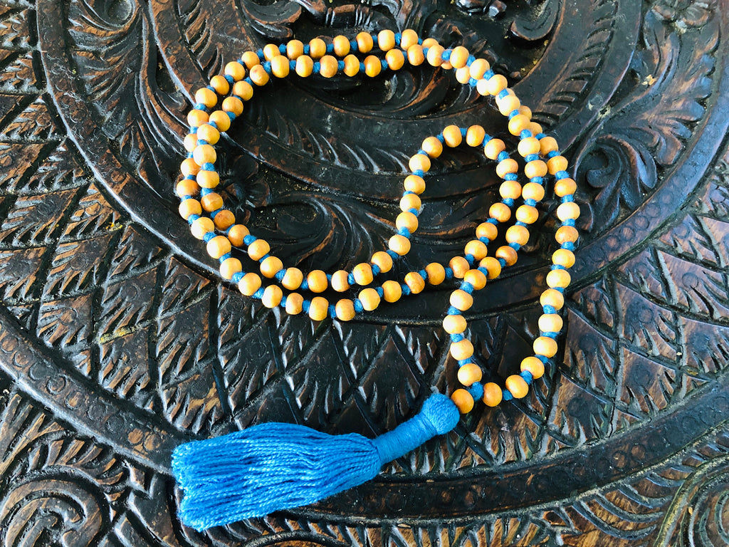 CMEI Sandalwood Mala Beads 108+1 8mm Mala Necklace Japa Mala Hand Knotted  Tibetan Mala Prayer Beads Meditation Beads Yoga Necklace (Blue Tassel)