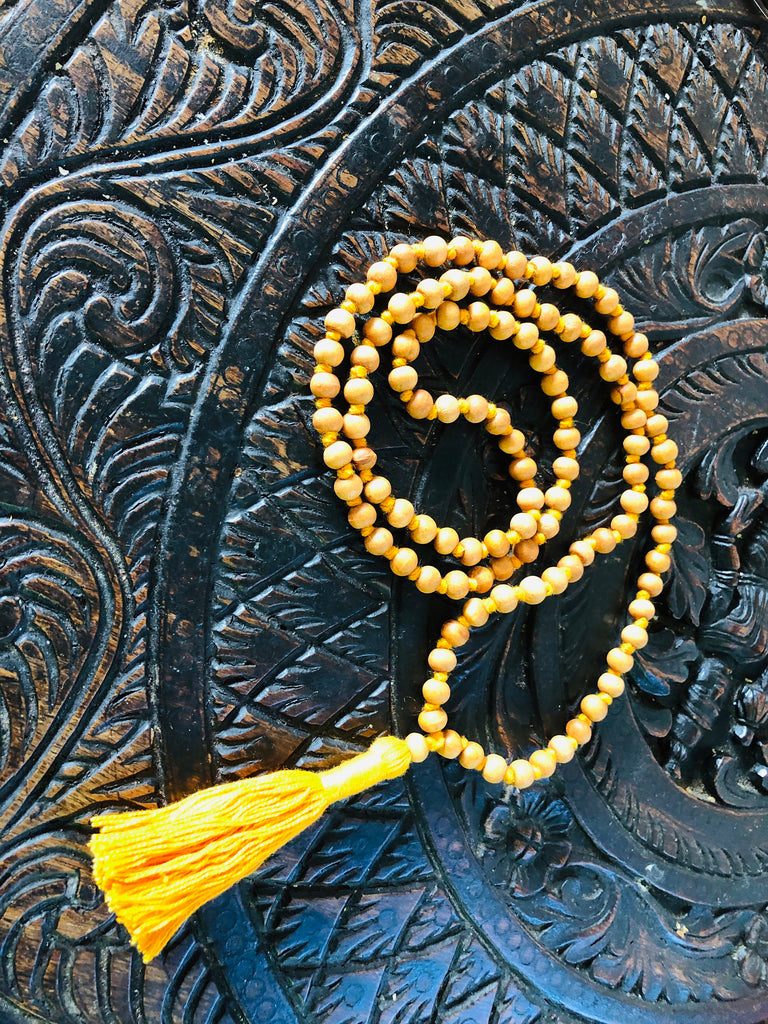 Sandalwood Mala Necklace 8 Mm 108 Knotted Sandalwood Japa Mala, Wood Bead  Necklace, Sandalwood Rosary Hindu Buddhist Prayer Beads Tibetan 